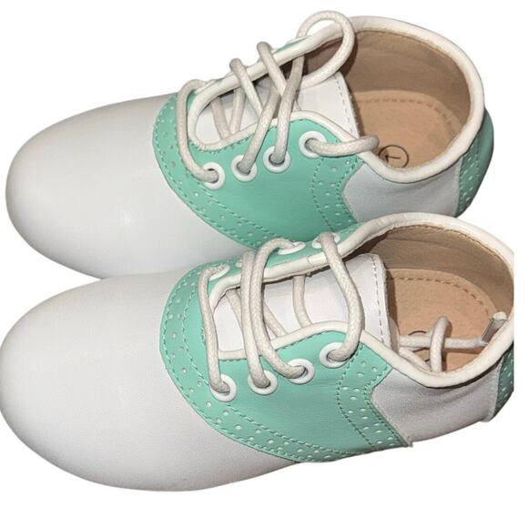 New Tiny Toes Nation Retro Mint Green White Saddle Shoes Fit Like a Sz.6C - Picture 1 of 7